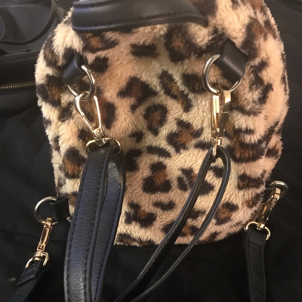 🐆🎒Cheetah Print Mini Backpack 🎒🐆 - Picture 7 of 7